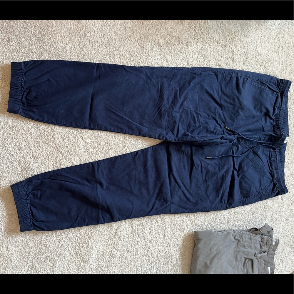 Gap joggers - size L - NWT